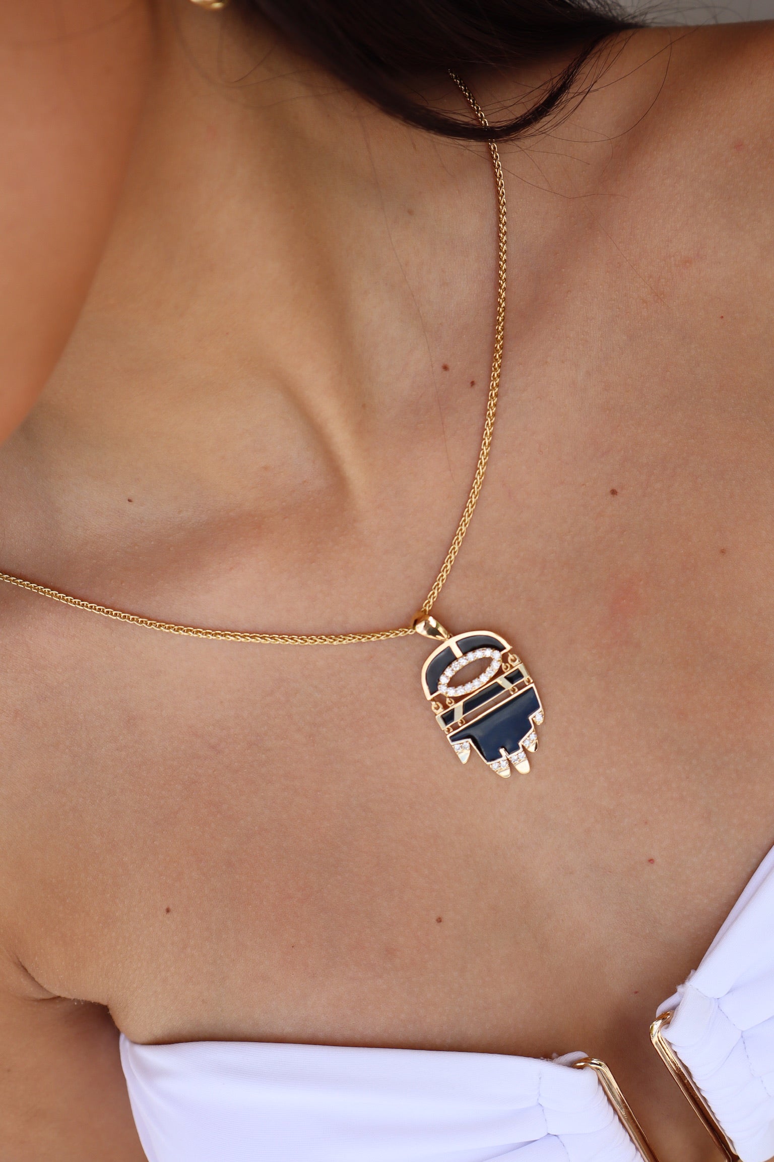 Noir Hamsa w/ Diamonds
