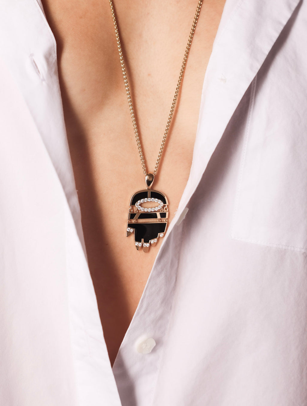 Noir Hamsa w/ Diamonds